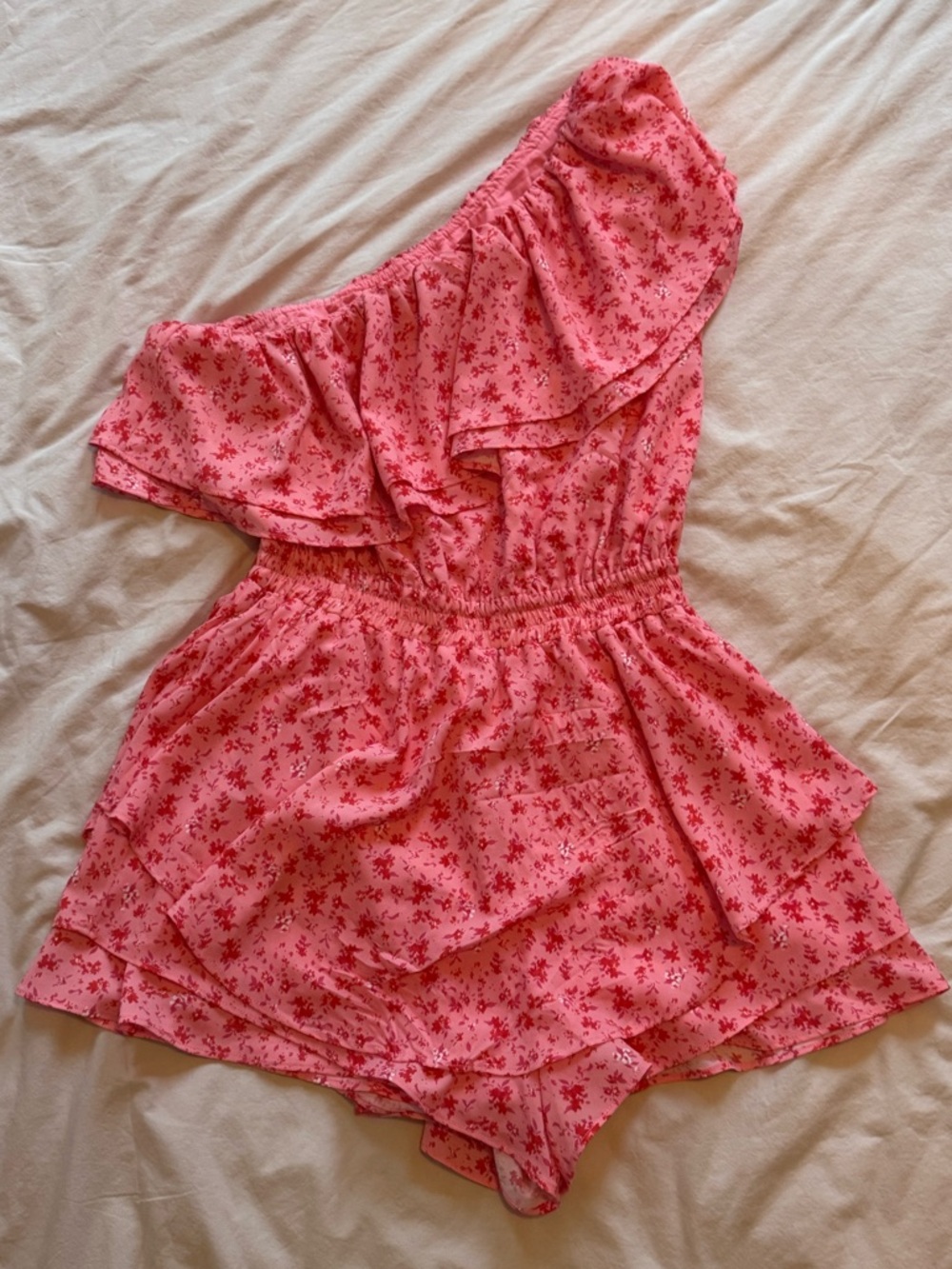 NWOT Vici Floral Off Shoulder Romper - Picture 4 of 10